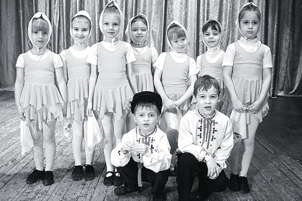 Младшая группа школы танца «Гри-дэнс».
